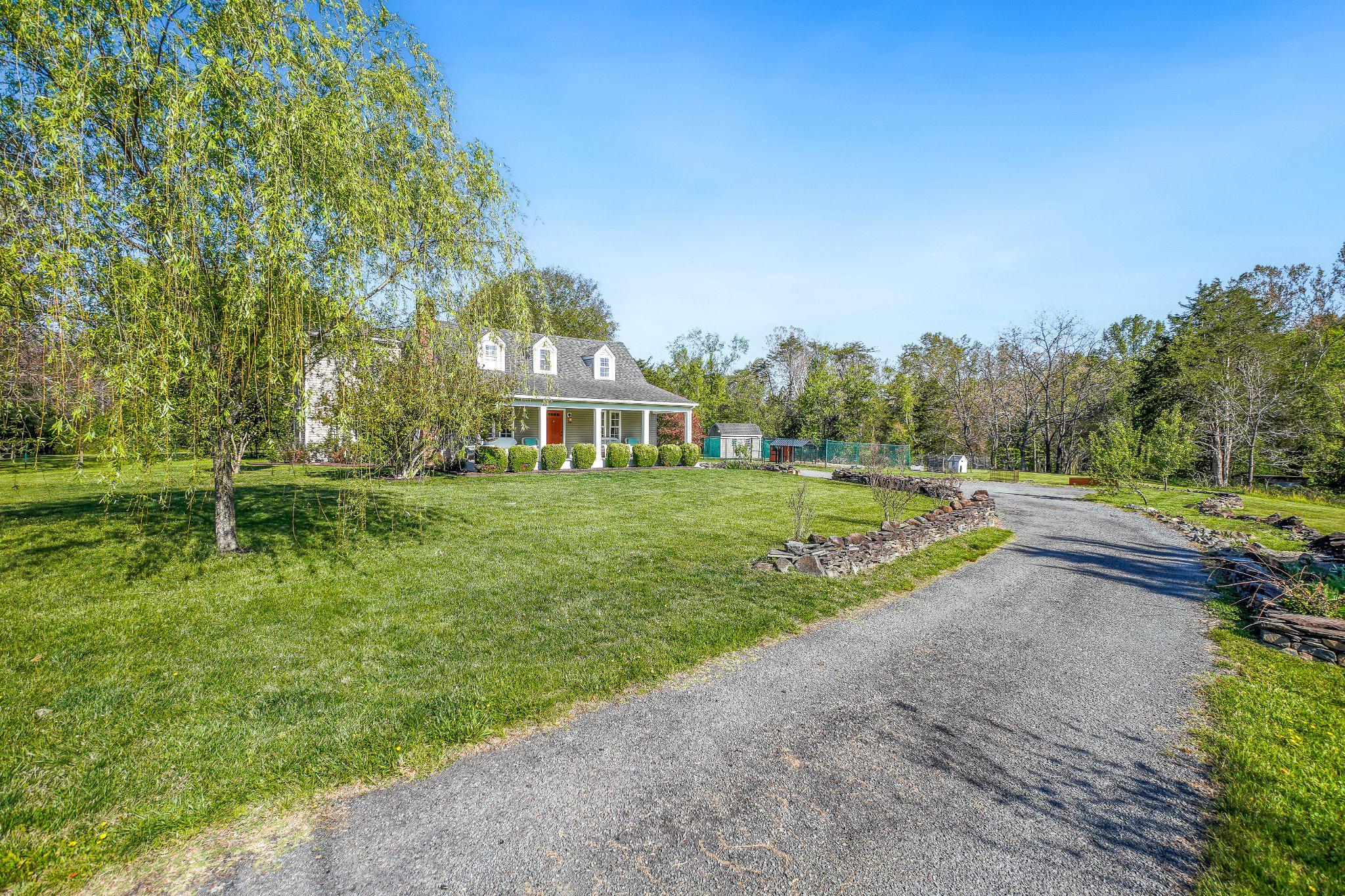 8446 TURNBULL RD, WARRENTON, Virginia 20186, 4 Bedrooms Bedrooms, ,2 BathroomsBathrooms,Residential,8446 TURNBULL RD,VAFQ2021678 MLS # VAFQ2021678