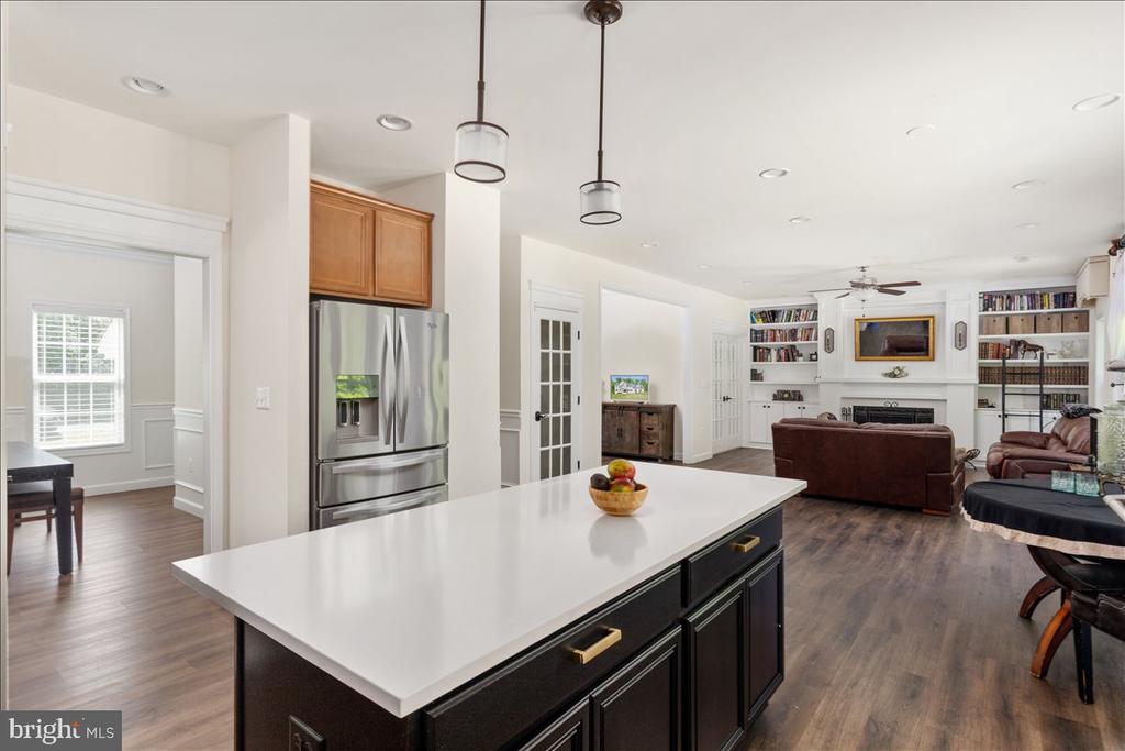 4293 CHARLESTON WAY, WARRENTON, Virginia 20187, 5 Bedrooms Bedrooms, ,4 BathroomsBathrooms,Residential,4293 CHARLESTON WAY,VAFQ2021746 MLS # VAFQ2021746