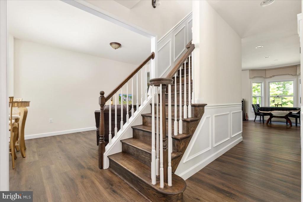 4293 CHARLESTON WAY, WARRENTON, Virginia 20187, 5 Bedrooms Bedrooms, ,4 BathroomsBathrooms,Residential,4293 CHARLESTON WAY,VAFQ2021746 MLS # VAFQ2021746