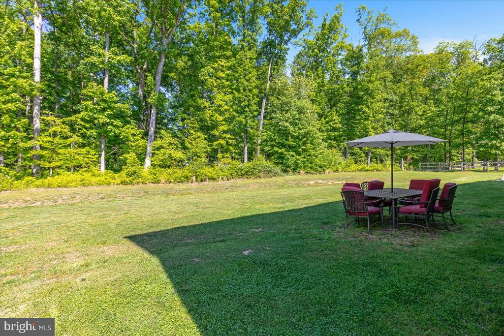 4293 CHARLESTON WAY, WARRENTON, Virginia 20187, 5 Bedrooms Bedrooms, ,4 BathroomsBathrooms,Residential,4293 CHARLESTON WAY,VAFQ2021746 MLS # VAFQ2021746