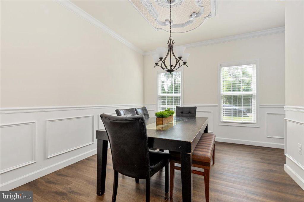 4293 CHARLESTON WAY, WARRENTON, Virginia 20187, 5 Bedrooms Bedrooms, ,4 BathroomsBathrooms,Residential,4293 CHARLESTON WAY,VAFQ2021746 MLS # VAFQ2021746