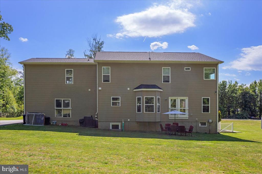 4293 CHARLESTON WAY, WARRENTON, Virginia 20187, 5 Bedrooms Bedrooms, ,4 BathroomsBathrooms,Residential,4293 CHARLESTON WAY,VAFQ2021746 MLS # VAFQ2021746