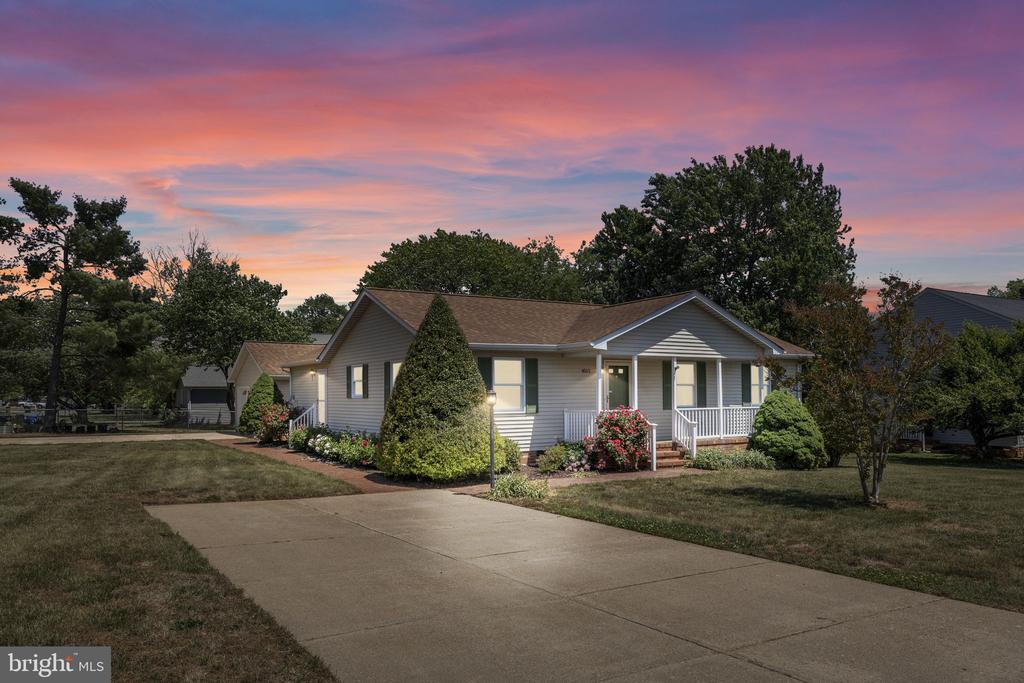 4512 REBECCA RD, FREDERICKSBURG, Virginia 22408, 3 Bedrooms Bedrooms, ,2 BathroomsBathrooms,Residential,4512 REBECCA RD,VASP2041400 MLS # VASP2041400