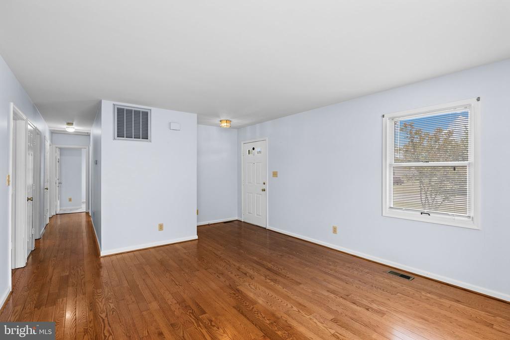 4512 REBECCA RD, FREDERICKSBURG, Virginia 22408, 3 Bedrooms Bedrooms, ,2 BathroomsBathrooms,Residential,4512 REBECCA RD,VASP2041400 MLS # VASP2041400