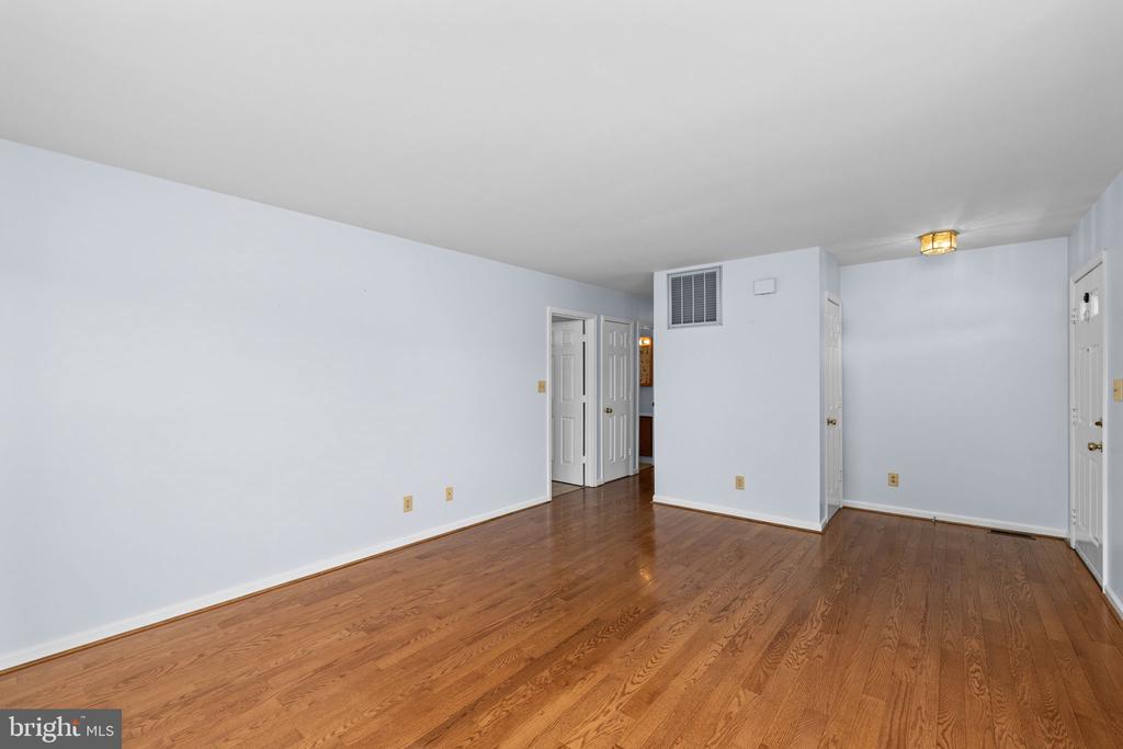 4512 REBECCA RD, FREDERICKSBURG, Virginia 22408, 3 Bedrooms Bedrooms, ,2 BathroomsBathrooms,Residential,4512 REBECCA RD,VASP2041400 MLS # VASP2041400