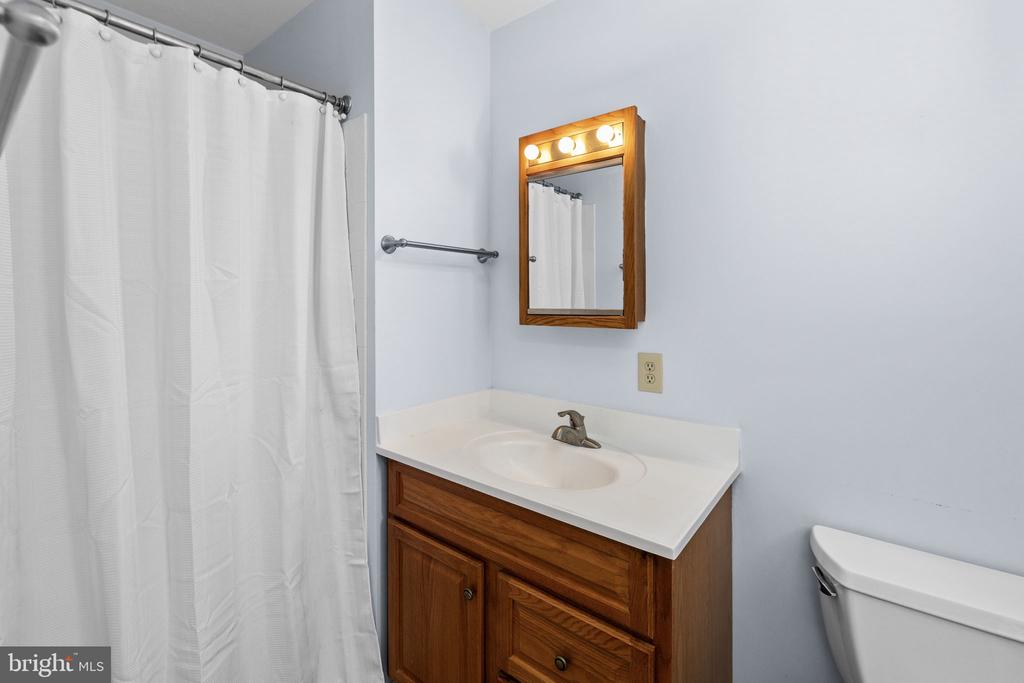 4512 REBECCA RD, FREDERICKSBURG, Virginia 22408, 3 Bedrooms Bedrooms, ,2 BathroomsBathrooms,Residential,4512 REBECCA RD,VASP2041400 MLS # VASP2041400