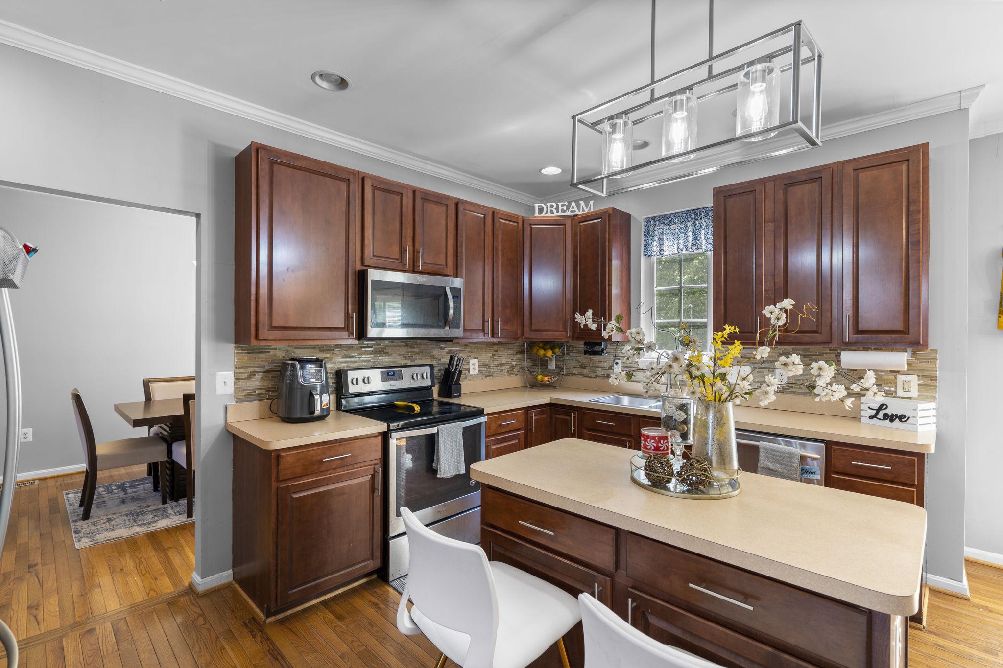 11301 CURRITUCK CT, FREDERICKSBURG, Virginia 22407, 4 Bedrooms Bedrooms, ,2 BathroomsBathrooms,Residential,11301 CURRITUCK CT,VASP2041426 MLS # VASP2041426
