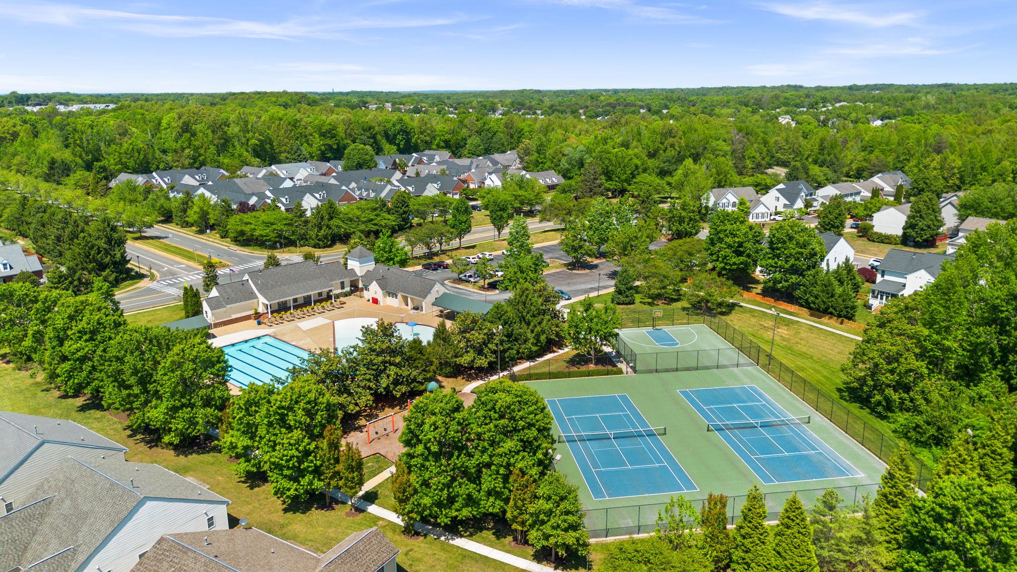 11301 CURRITUCK CT, FREDERICKSBURG, Virginia 22407, 4 Bedrooms Bedrooms, ,2 BathroomsBathrooms,Residential,11301 CURRITUCK CT,VASP2041426 MLS # VASP2041426