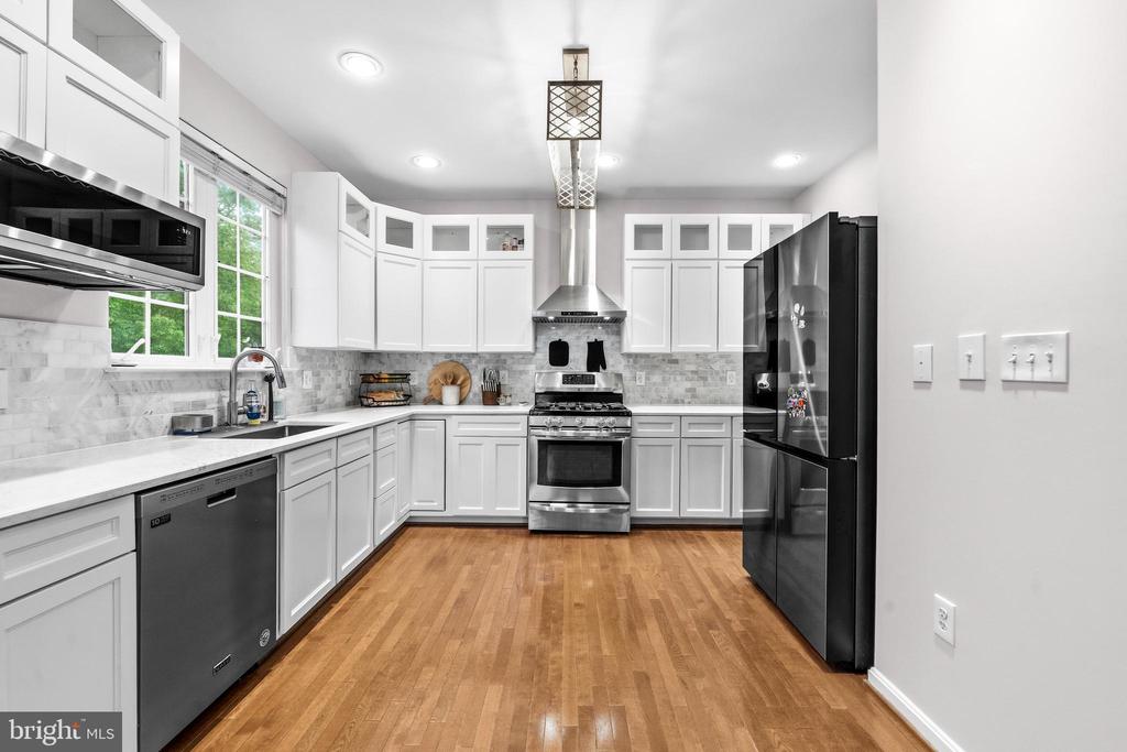 6115 HOT SPRING LN, FREDERICKSBURG, Virginia 22407, 3 Bedrooms Bedrooms, ,3 BathroomsBathrooms,Residential,6115 HOT SPRING LN,VASP2041300 MLS # VASP2041300