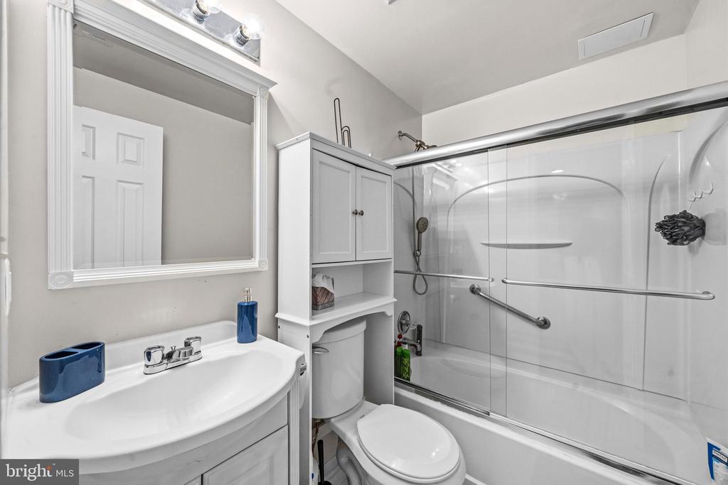 6115 HOT SPRING LN, FREDERICKSBURG, Virginia 22407, 3 Bedrooms Bedrooms, ,3 BathroomsBathrooms,Residential,6115 HOT SPRING LN,VASP2041300 MLS # VASP2041300