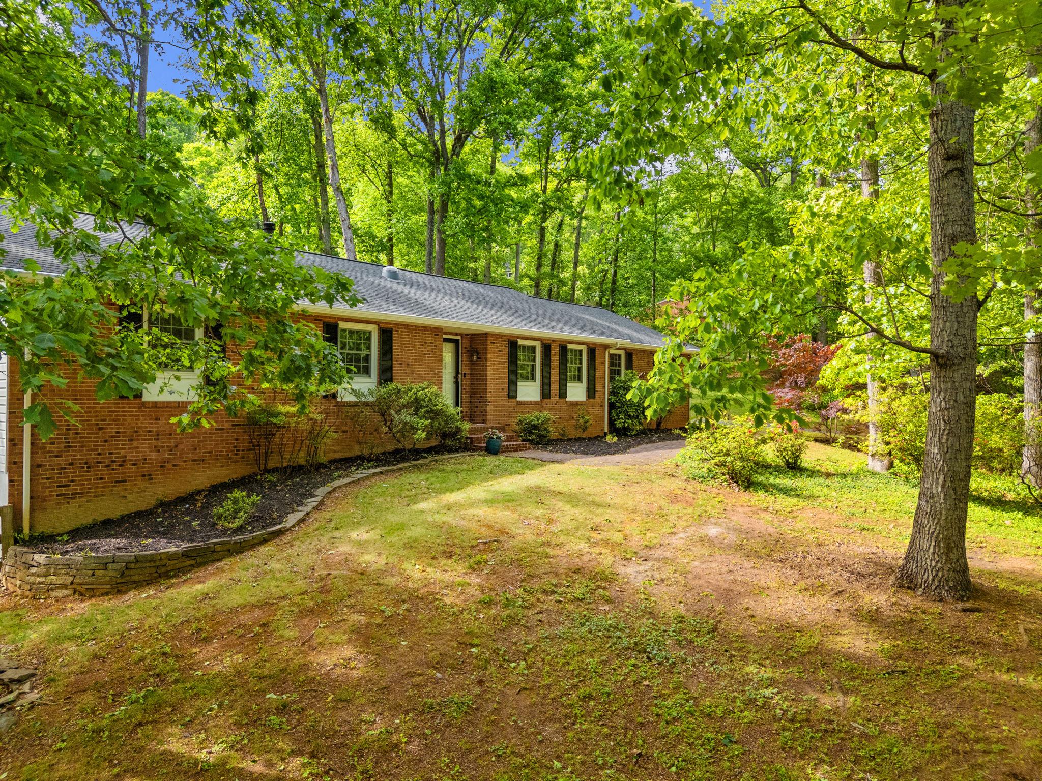 7300 EARLYS RD, WARRENTON, Virginia 20187, 3 Bedrooms Bedrooms, ,3 BathroomsBathrooms,Residential,7300 EARLYS RD,VAFQ2021450 MLS # VAFQ2021450
