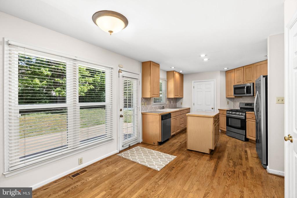 6503 MARSH, FREDERICKSBURG, Virginia 22407, 4 Bedrooms Bedrooms, ,2 BathroomsBathrooms,Residential,6503 MARSH,VASP2041462 MLS # VASP2041462