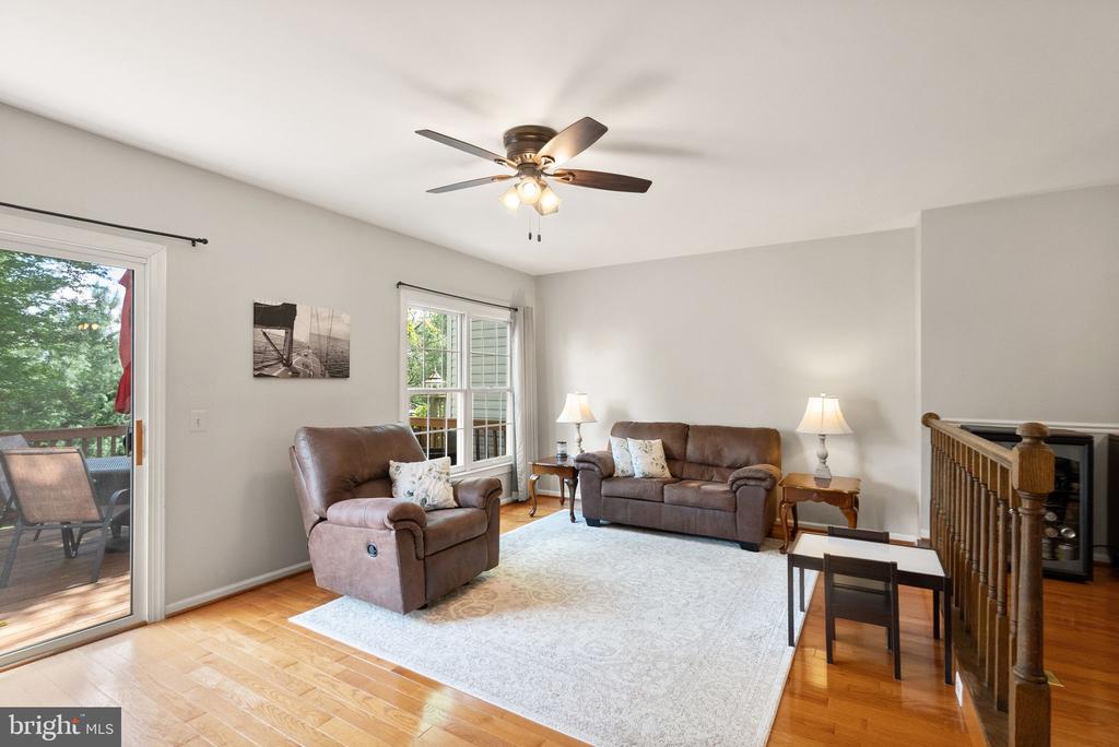 711 ACORN CT, WARRENTON, Virginia 20186, 3 Bedrooms Bedrooms, ,3 BathroomsBathrooms,Residential,711 ACORN CT,VAFQ2021474 MLS # VAFQ2021474