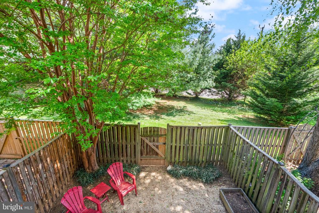 711 ACORN CT, WARRENTON, Virginia 20186, 3 Bedrooms Bedrooms, ,3 BathroomsBathrooms,Residential,711 ACORN CT,VAFQ2021474 MLS # VAFQ2021474