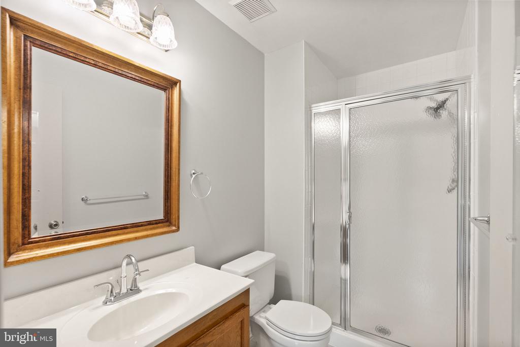 711 ACORN CT, WARRENTON, Virginia 20186, 3 Bedrooms Bedrooms, ,3 BathroomsBathrooms,Residential,711 ACORN CT,VAFQ2021474 MLS # VAFQ2021474