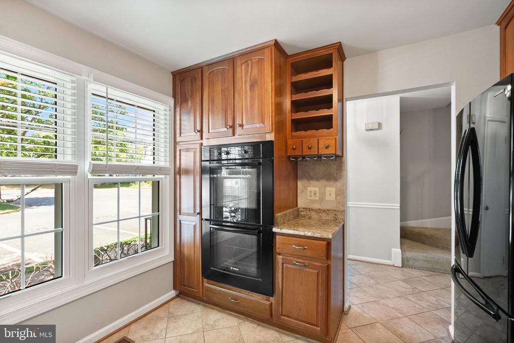 711 ACORN CT, WARRENTON, Virginia 20186, 3 Bedrooms Bedrooms, ,3 BathroomsBathrooms,Residential,711 ACORN CT,VAFQ2021474 MLS # VAFQ2021474