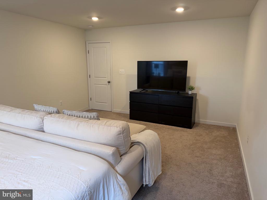 229 BIBB ST, LOUISA, Virginia 23093, 4 Bedrooms Bedrooms, ,2 BathroomsBathrooms,Residential,229 BIBB ST,VALA2009794 MLS # VALA2009794