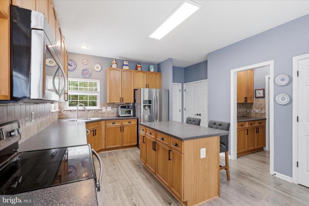 11511 YEATS DR, CATLETT, Virginia 20119, 5 Bedrooms Bedrooms, ,3 BathroomsBathrooms,Residential,11511 YEATS DR,VAFQ2021866 MLS # VAFQ2021866