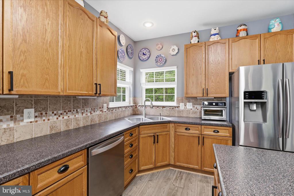 11511 YEATS DR, CATLETT, Virginia 20119, 5 Bedrooms Bedrooms, ,3 BathroomsBathrooms,Residential,11511 YEATS DR,VAFQ2021866 MLS # VAFQ2021866
