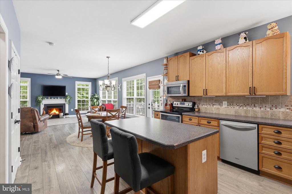 11511 YEATS DR, CATLETT, Virginia 20119, 5 Bedrooms Bedrooms, ,3 BathroomsBathrooms,Residential,11511 YEATS DR,VAFQ2021866 MLS # VAFQ2021866