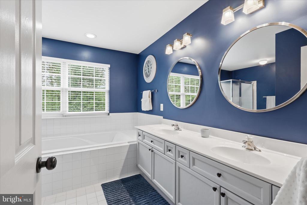 11511 YEATS DR, CATLETT, Virginia 20119, 5 Bedrooms Bedrooms, ,3 BathroomsBathrooms,Residential,11511 YEATS DR,VAFQ2021866 MLS # VAFQ2021866