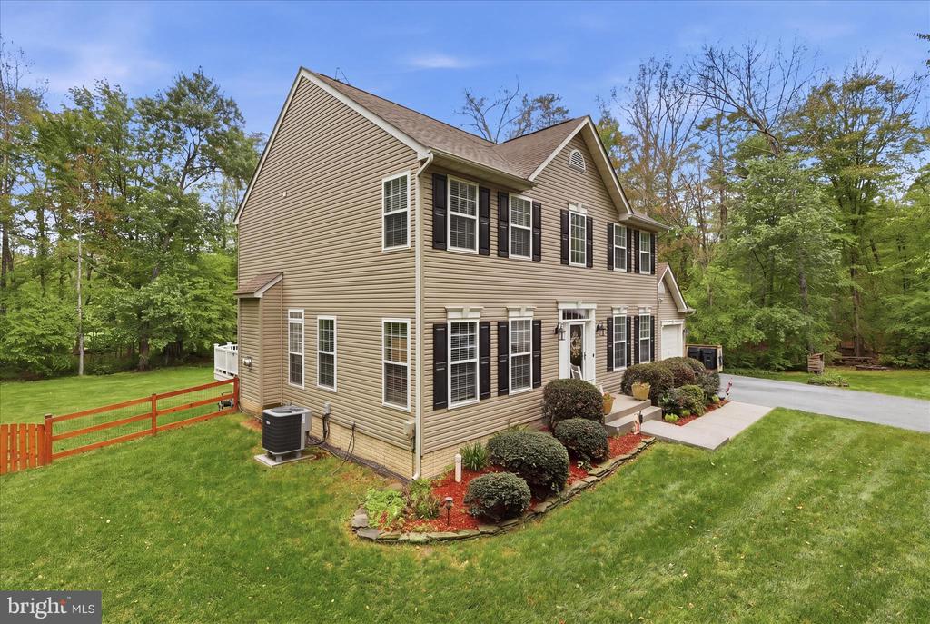 11511 YEATS DR, CATLETT, Virginia 20119, 5 Bedrooms Bedrooms, ,3 BathroomsBathrooms,Residential,11511 YEATS DR,VAFQ2021866 MLS # VAFQ2021866