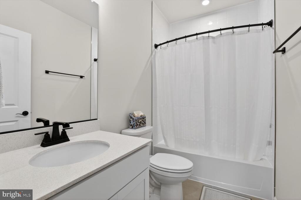 8509 FLEETWOOD DR, SPOTSYLVANIA, Virginia 22551, 4 Bedrooms Bedrooms, ,3 BathroomsBathrooms,Residential,8509 FLEETWOOD DR,VASP2041598 MLS # VASP2041598