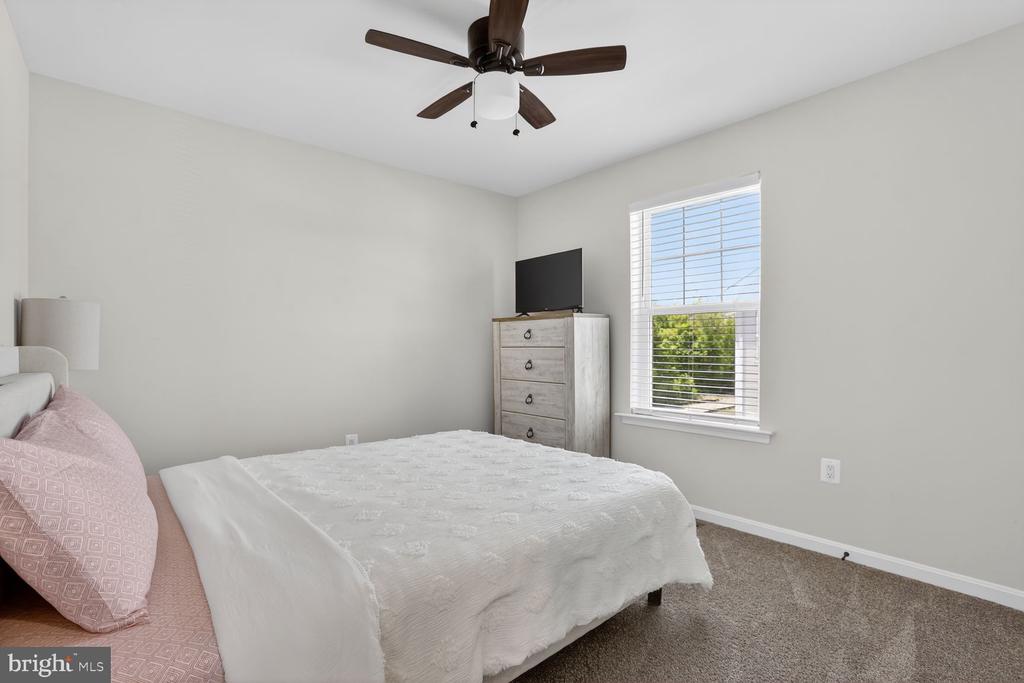 8509 FLEETWOOD DR, SPOTSYLVANIA, Virginia 22551, 4 Bedrooms Bedrooms, ,3 BathroomsBathrooms,Residential,8509 FLEETWOOD DR,VASP2041598 MLS # VASP2041598