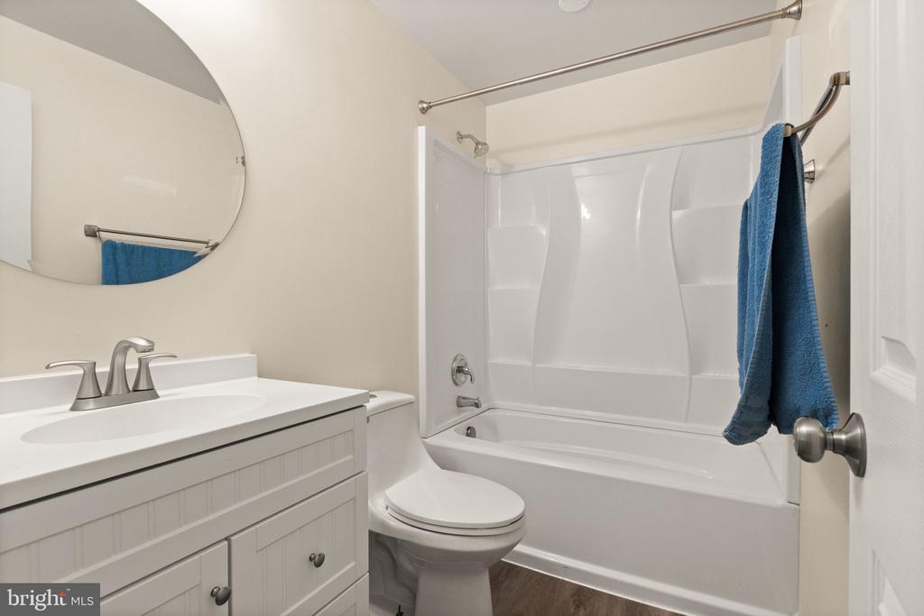 2813 SLINGERLAND DR, FREDERICKSBURG, Virginia 22408, 4 Bedrooms Bedrooms, ,3 BathroomsBathrooms,Residential,2813 SLINGERLAND DR,VASP2041588 MLS # VASP2041588