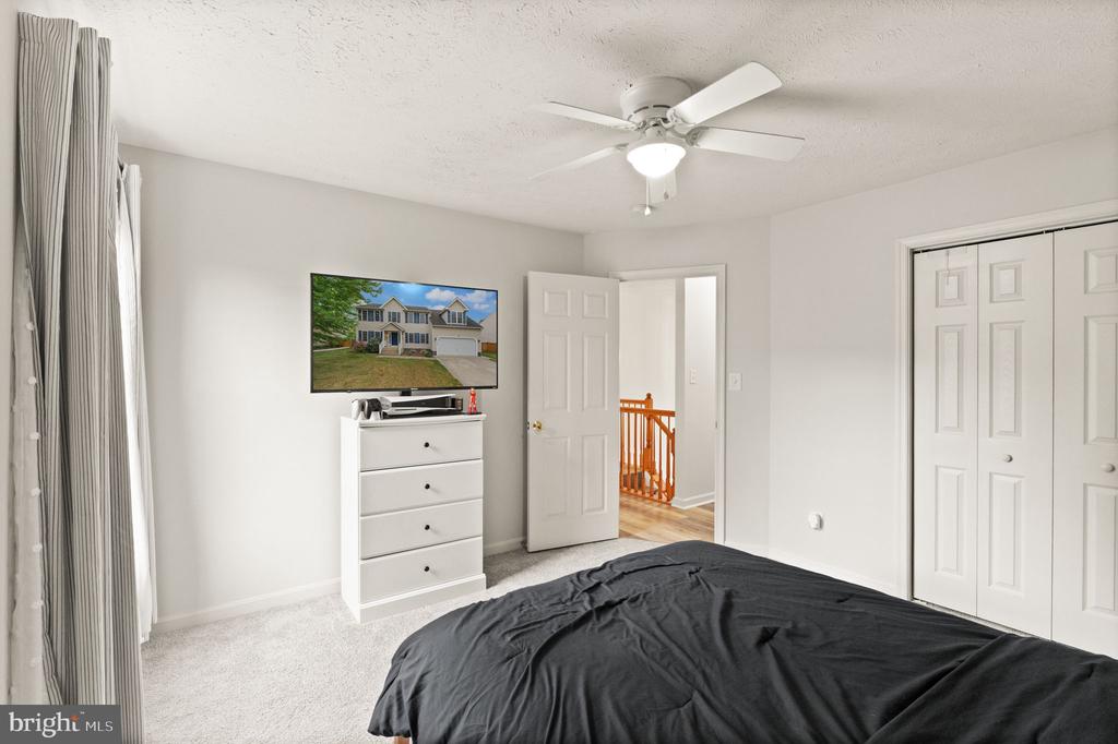 2813 SLINGERLAND DR, FREDERICKSBURG, Virginia 22408, 4 Bedrooms Bedrooms, ,3 BathroomsBathrooms,Residential,2813 SLINGERLAND DR,VASP2041588 MLS # VASP2041588