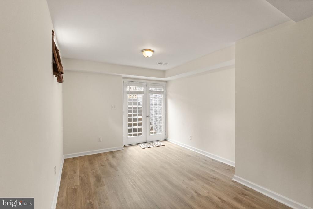 2813 SLINGERLAND DR, FREDERICKSBURG, Virginia 22408, 4 Bedrooms Bedrooms, ,3 BathroomsBathrooms,Residential,2813 SLINGERLAND DR,VASP2041588 MLS # VASP2041588