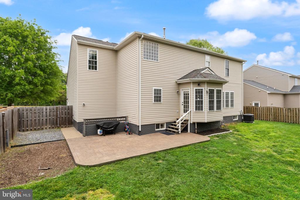 2813 SLINGERLAND DR, FREDERICKSBURG, Virginia 22408, 4 Bedrooms Bedrooms, ,3 BathroomsBathrooms,Residential,2813 SLINGERLAND DR,VASP2041588 MLS # VASP2041588