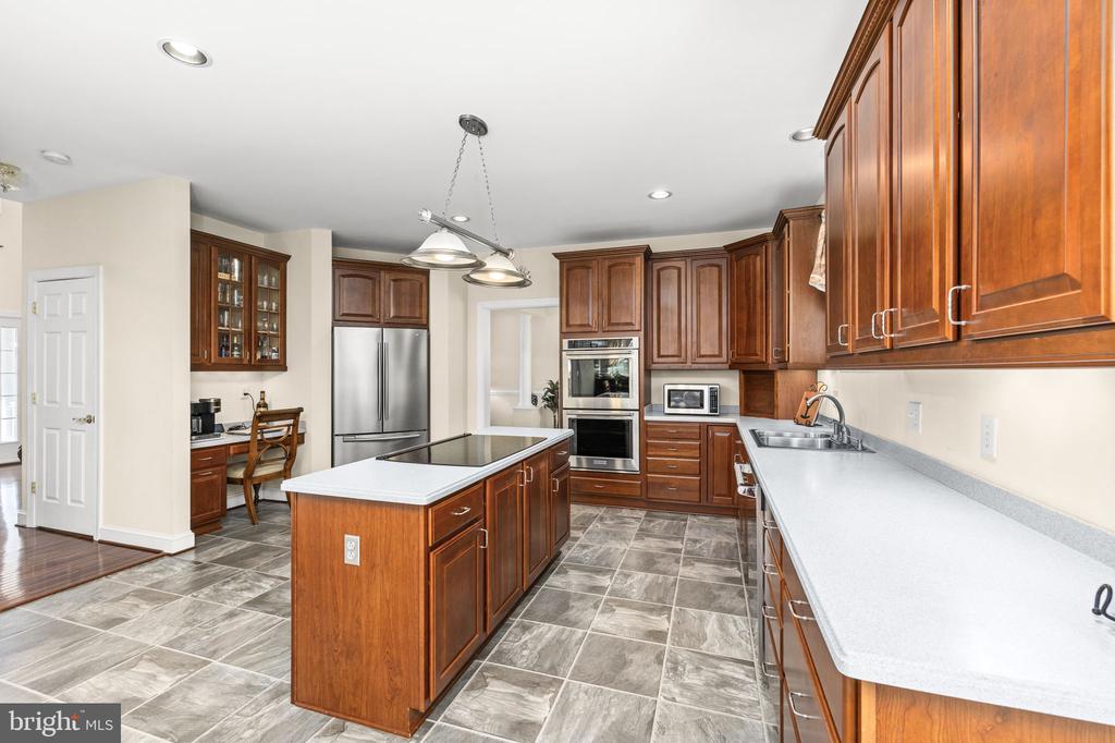 9504 TRENTHAM TRL, FREDERICKSBURG, Virginia 22407, 8 Bedrooms Bedrooms, ,5 BathroomsBathrooms,Residential,9504 TRENTHAM TRL,VASP2039424 MLS # VASP2039424