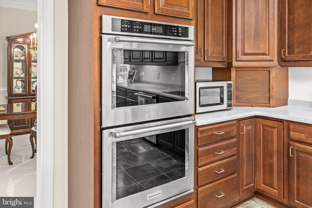 9504 TRENTHAM TRL, FREDERICKSBURG, Virginia 22407, 8 Bedrooms Bedrooms, ,5 BathroomsBathrooms,Residential,9504 TRENTHAM TRL,VASP2039424 MLS # VASP2039424