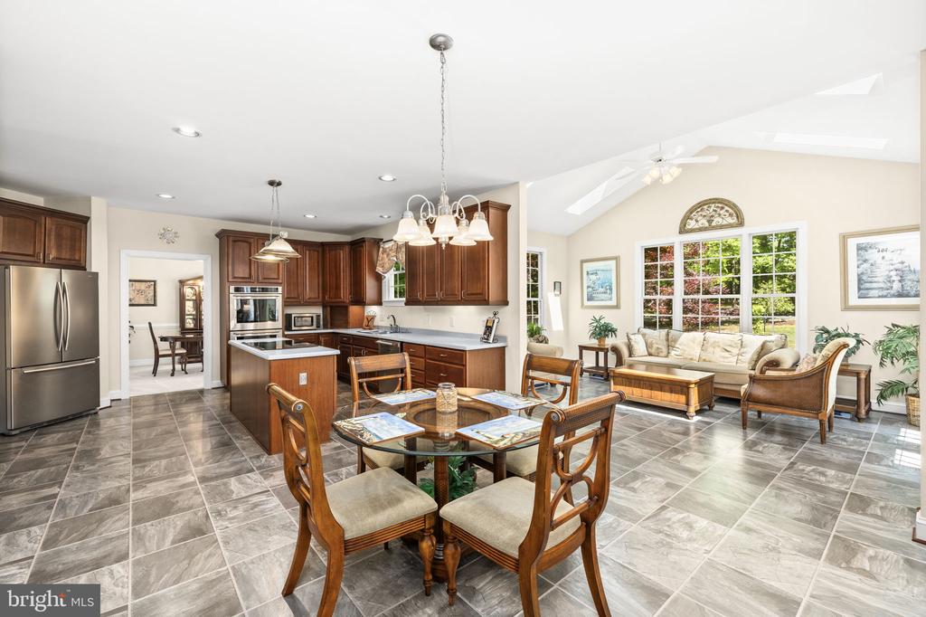 9504 TRENTHAM TRL, FREDERICKSBURG, Virginia 22407, 8 Bedrooms Bedrooms, ,5 BathroomsBathrooms,Residential,9504 TRENTHAM TRL,VASP2039424 MLS # VASP2039424