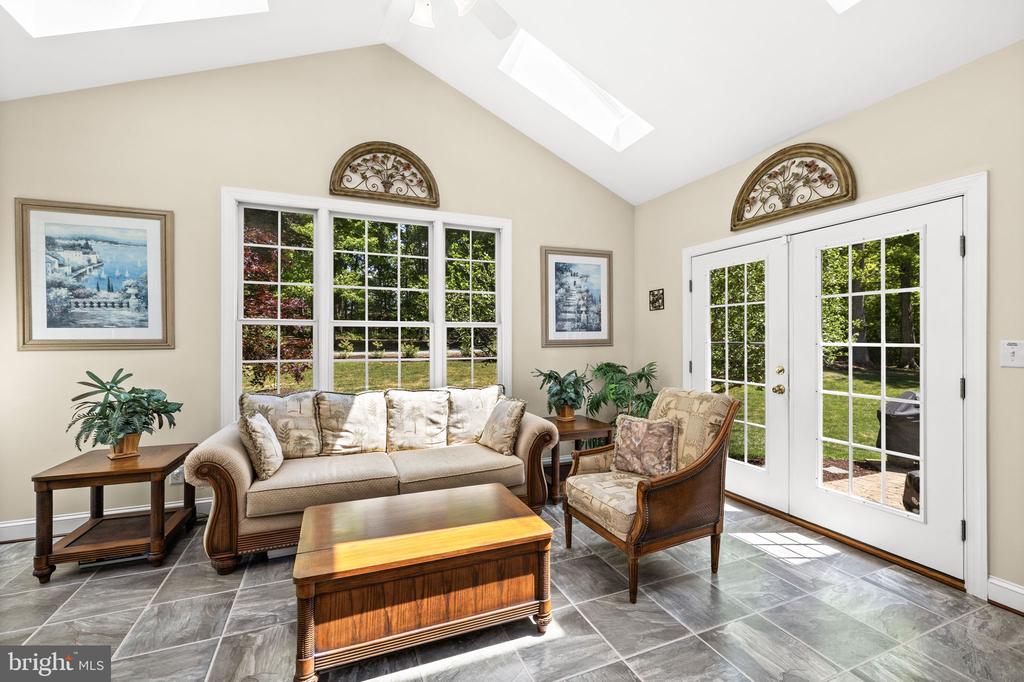 9504 TRENTHAM TRL, FREDERICKSBURG, Virginia 22407, 8 Bedrooms Bedrooms, ,5 BathroomsBathrooms,Residential,9504 TRENTHAM TRL,VASP2039424 MLS # VASP2039424