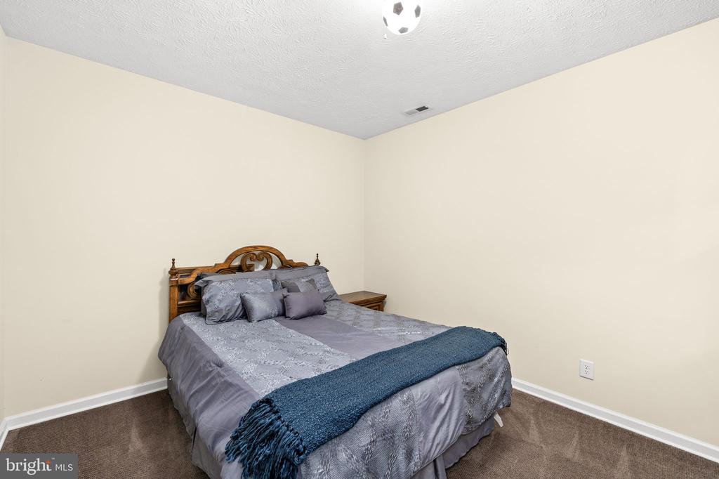9504 TRENTHAM TRL, FREDERICKSBURG, Virginia 22407, 8 Bedrooms Bedrooms, ,5 BathroomsBathrooms,Residential,9504 TRENTHAM TRL,VASP2039424 MLS # VASP2039424