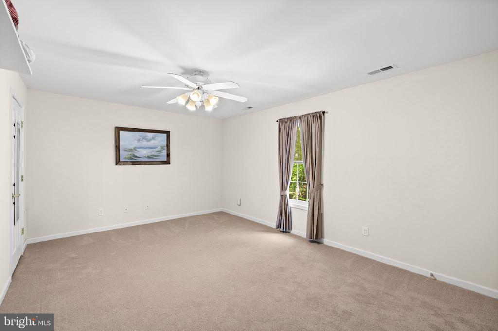 9504 TRENTHAM TRL, FREDERICKSBURG, Virginia 22407, 8 Bedrooms Bedrooms, ,5 BathroomsBathrooms,Residential,9504 TRENTHAM TRL,VASP2039424 MLS # VASP2039424