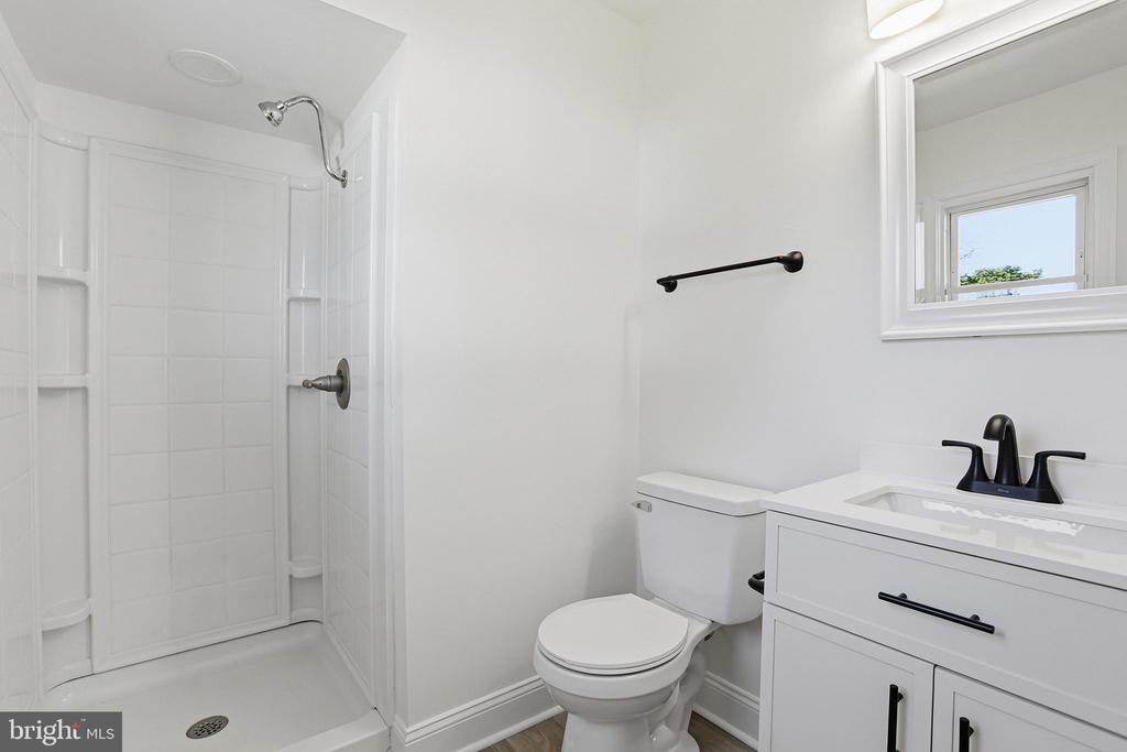310 SYCAMORE DR, FREDERICKSBURG, Virginia 22408, 5 Bedrooms Bedrooms, ,3 BathroomsBathrooms,Residential,310 SYCAMORE DR,VASP2041524 MLS # VASP2041524
