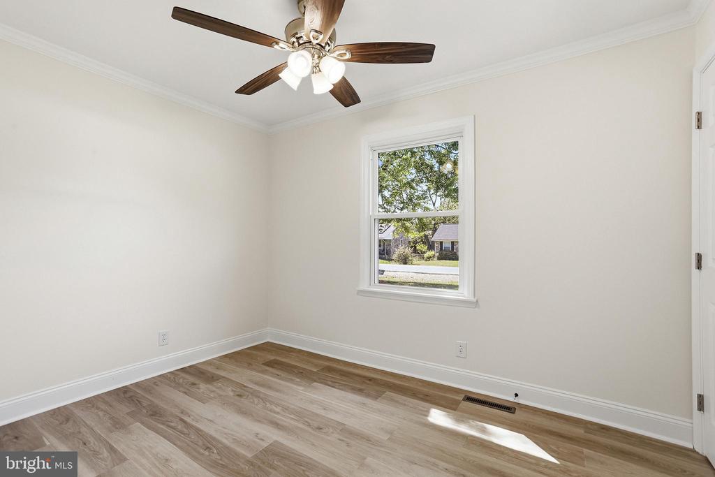 310 SYCAMORE DR, FREDERICKSBURG, Virginia 22408, 5 Bedrooms Bedrooms, ,3 BathroomsBathrooms,Residential,310 SYCAMORE DR,VASP2041524 MLS # VASP2041524
