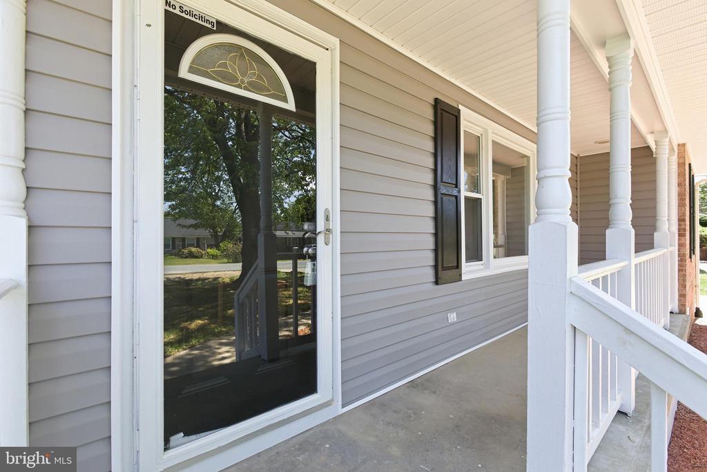 310 SYCAMORE DR, FREDERICKSBURG, Virginia 22408, 5 Bedrooms Bedrooms, ,3 BathroomsBathrooms,Residential,310 SYCAMORE DR,VASP2041524 MLS # VASP2041524