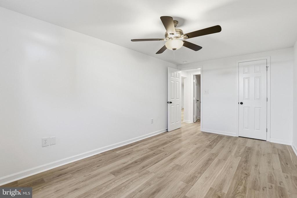 310 SYCAMORE DR, FREDERICKSBURG, Virginia 22408, 5 Bedrooms Bedrooms, ,3 BathroomsBathrooms,Residential,310 SYCAMORE DR,VASP2041524 MLS # VASP2041524