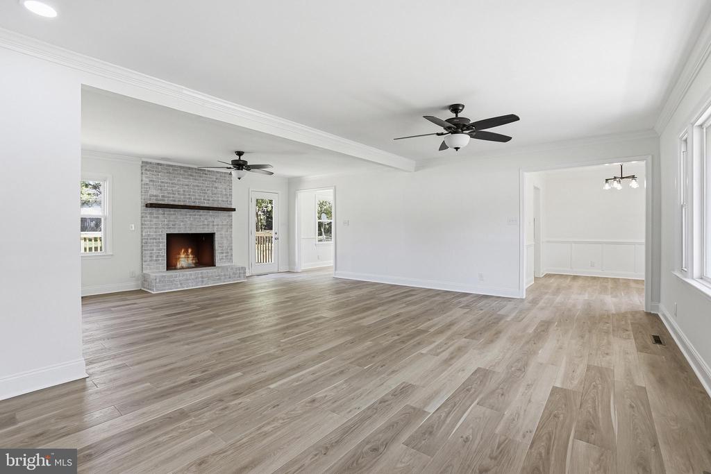 310 SYCAMORE DR, FREDERICKSBURG, Virginia 22408, 5 Bedrooms Bedrooms, ,3 BathroomsBathrooms,Residential,310 SYCAMORE DR,VASP2041524 MLS # VASP2041524