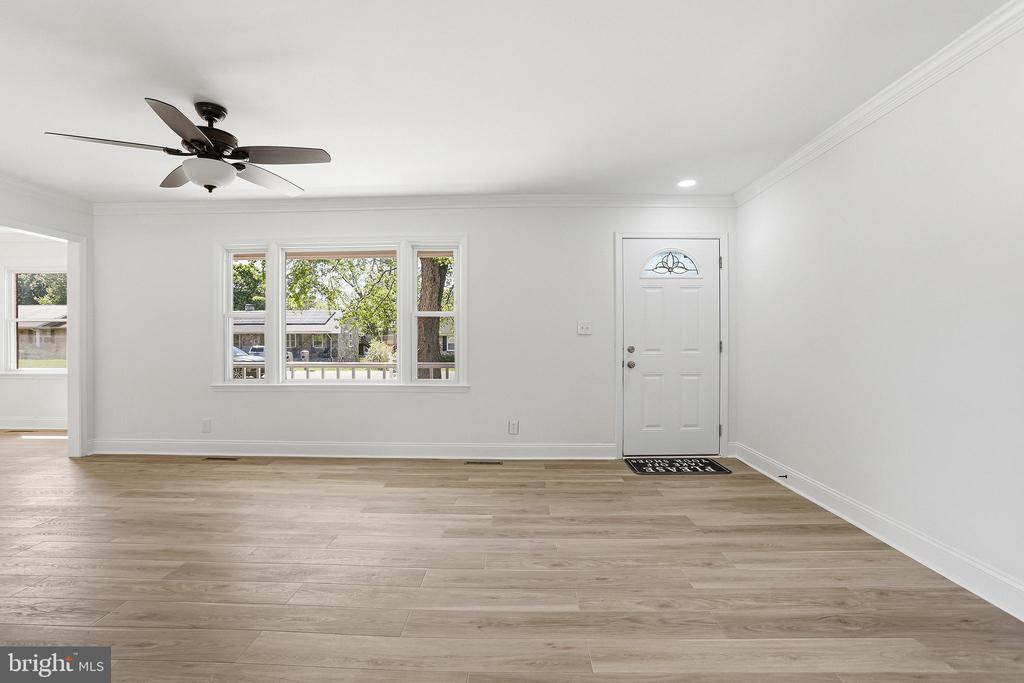 310 SYCAMORE DR, FREDERICKSBURG, Virginia 22408, 5 Bedrooms Bedrooms, ,3 BathroomsBathrooms,Residential,310 SYCAMORE DR,VASP2041524 MLS # VASP2041524