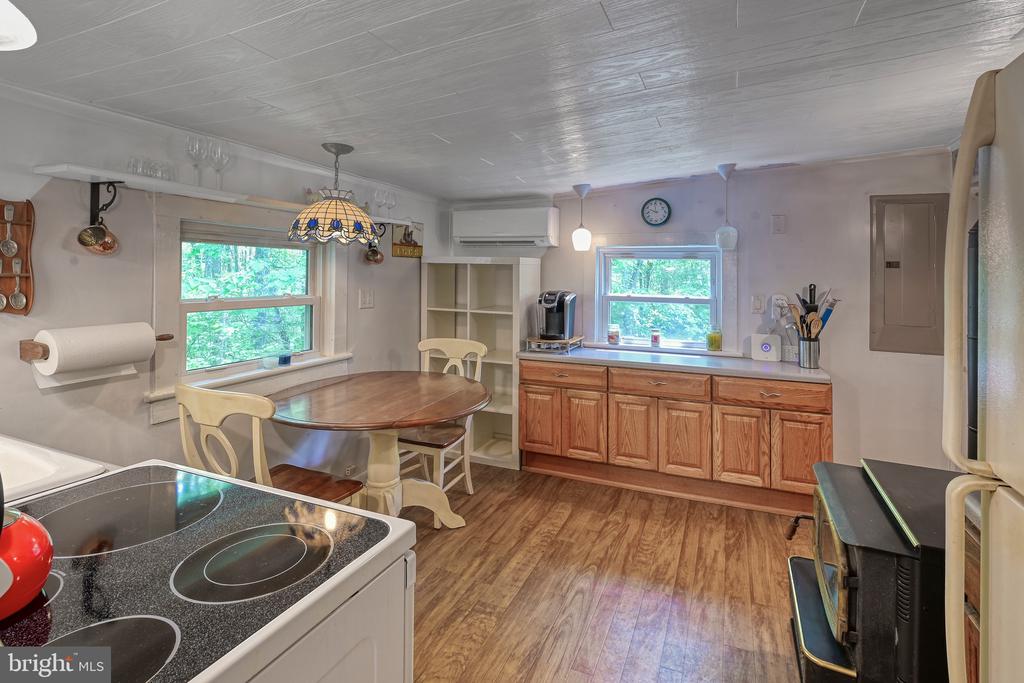 14584 CROSS COUNTY RD, MINERAL, Virginia 23117, 2 Bedrooms Bedrooms, ,1 BathroomBathrooms,Residential,14584 CROSS COUNTY RD,VALA2009826 MLS # VALA2009826