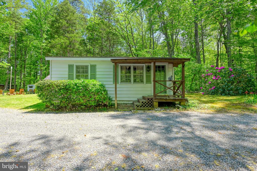 14584 CROSS COUNTY RD, MINERAL, Virginia 23117, 2 Bedrooms Bedrooms, ,1 BathroomBathrooms,Residential,14584 CROSS COUNTY RD,VALA2009826 MLS # VALA2009826
