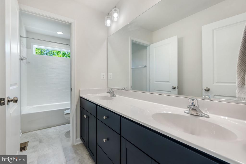8028 ASHFORD DR, FREDERICKSBURG, Virginia 22407, 4 Bedrooms Bedrooms, ,2 BathroomsBathrooms,Residential,8028 ASHFORD DR,VASP2041628 MLS # VASP2041628