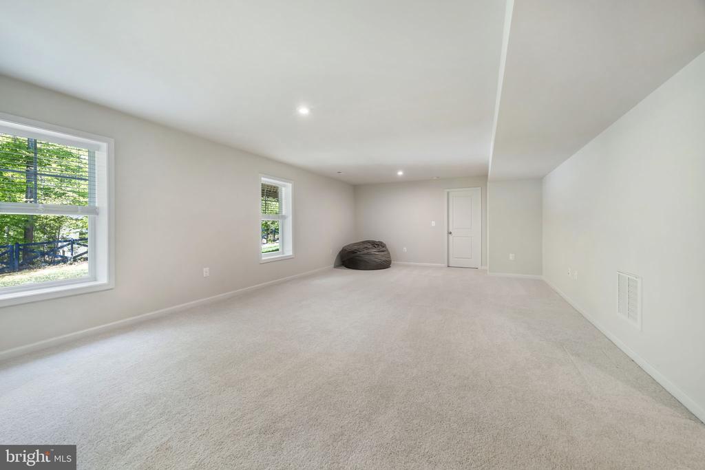 8028 ASHFORD DR, FREDERICKSBURG, Virginia 22407, 4 Bedrooms Bedrooms, ,2 BathroomsBathrooms,Residential,8028 ASHFORD DR,VASP2041628 MLS # VASP2041628