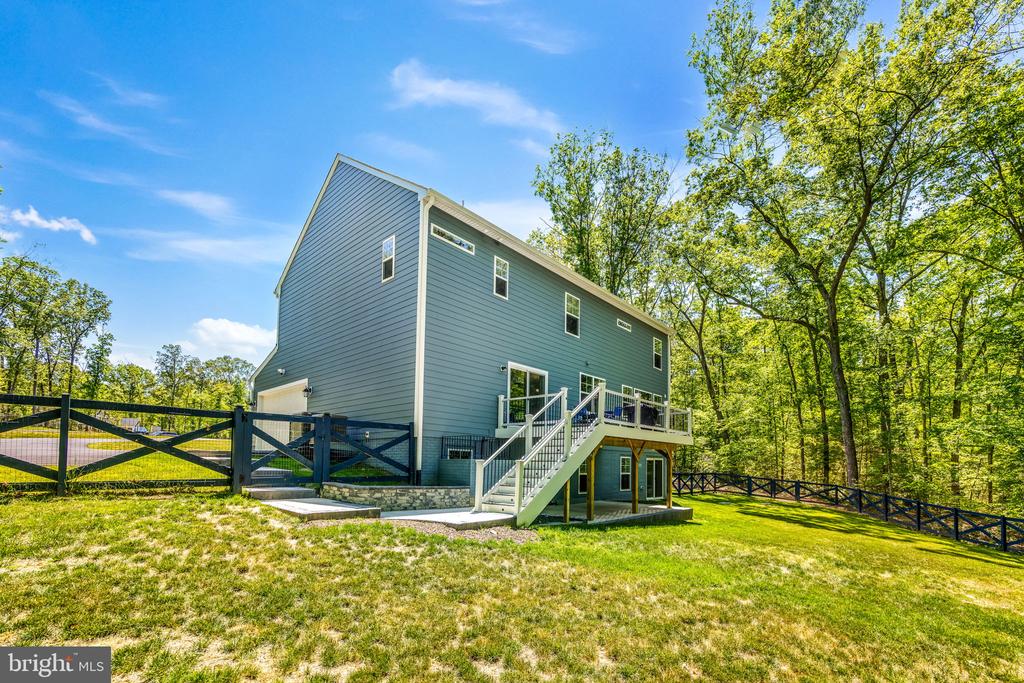 8028 ASHFORD DR, FREDERICKSBURG, Virginia 22407, 4 Bedrooms Bedrooms, ,2 BathroomsBathrooms,Residential,8028 ASHFORD DR,VASP2041628 MLS # VASP2041628