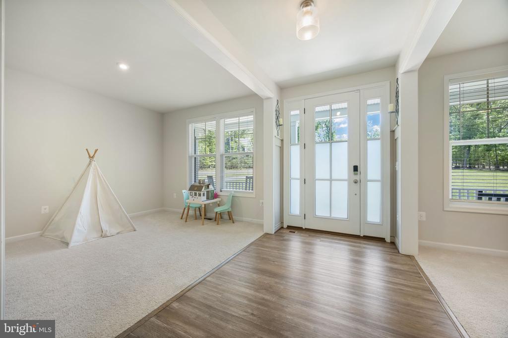 8028 ASHFORD DR, FREDERICKSBURG, Virginia 22407, 4 Bedrooms Bedrooms, ,2 BathroomsBathrooms,Residential,8028 ASHFORD DR,VASP2041628 MLS # VASP2041628